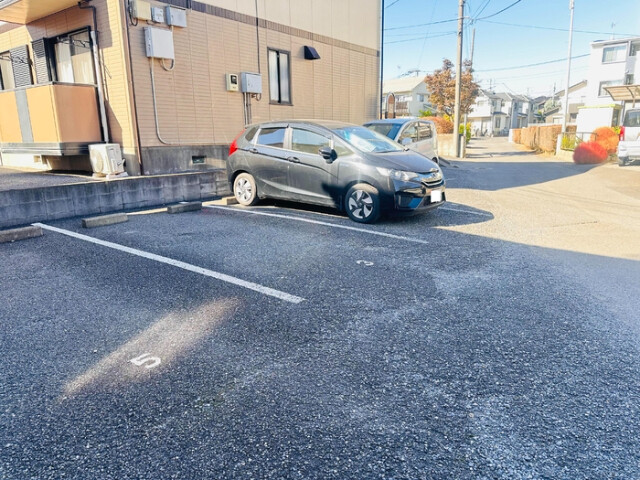 ��ʌ��������܎s����厚�w��̃A�p�[�g�̒��ԏ�