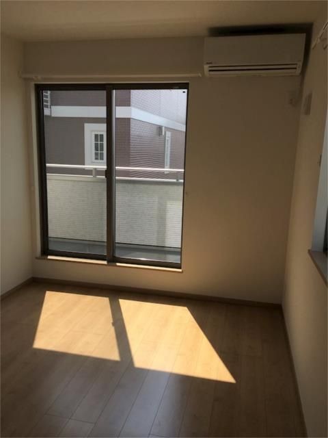 ��ʌ��������܎s�����攪���q�S���ڂ̈�ˌ��Ẵo���R�j�[