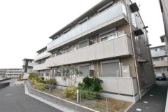 ��ʌ��z�J�s���C�N�^�E���U����21-8�̃A�p�[�g�̌����O��