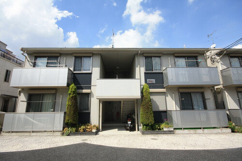 ��ʌ��������܎s�Y�a��j���J�Q���ڂ̃A�p�[�g�̃G���g�����X