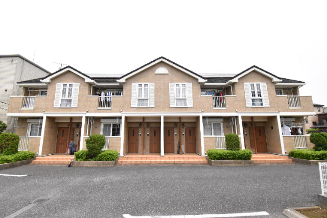 ��ʌ��z�J�s�����Q���ڂ̃A�p�[�g�̃G���g�����X