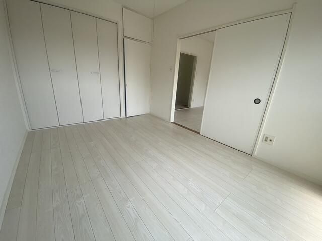 ��ʌ������s�����Q���ڂ̃}���V�����̂��̑������E�X�y�[�X