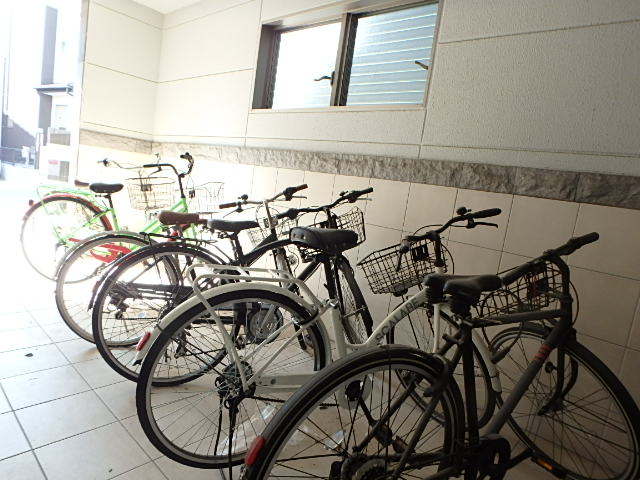 ��ʌ��������܎s�k����i���Q���ڂ̃}���V�����̂��̑�