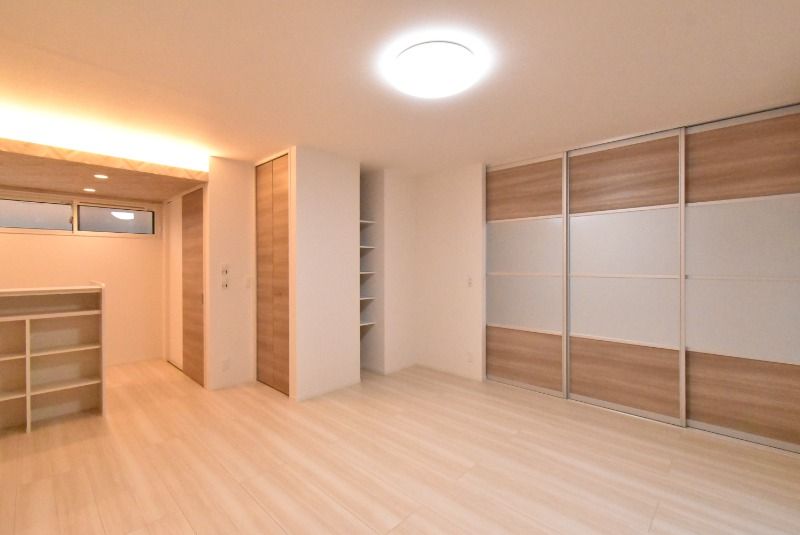 ��ʌ��������܎s�΋挴�R�R���ڂ̃A�p�[�g�̋����E���r���O