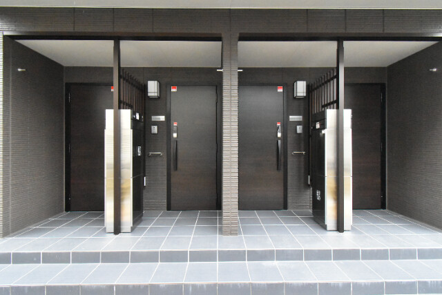 ��ʌ��������܎s�΋挴�R�R���ڂ̃A�p�[�g�̃G���g�����X