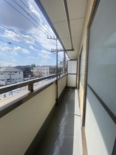 ��ʌ������s�����Q���ڂ̃}���V�����̃o���R�j�[