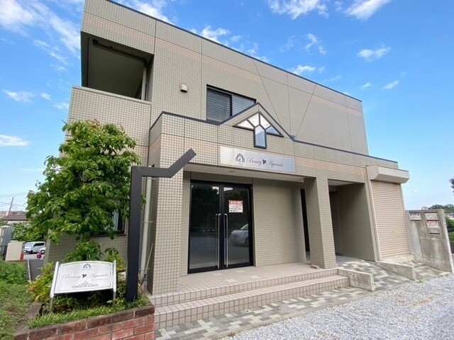 ��ʌ�����s�厚���s������̃}���V�����̃G���g�����X