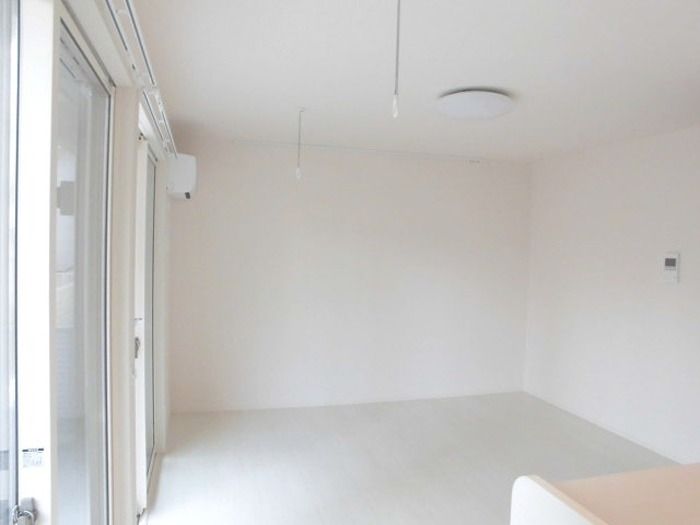 ��ʌ��������܎s�΋摾�c�E�P���ڂ̃A�p�[�g�̂��̑������E�X�y�[�X