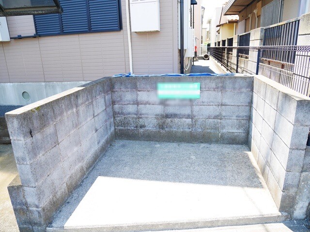 ��ʌ��������܎s�����擌��{�U���ڂ̃A�p�[�g�̂��̑�