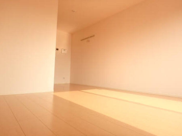 ��ʌ��z�J�s���z�J�P���ڂ̃A�p�[�g�̋��ԁE���r���O