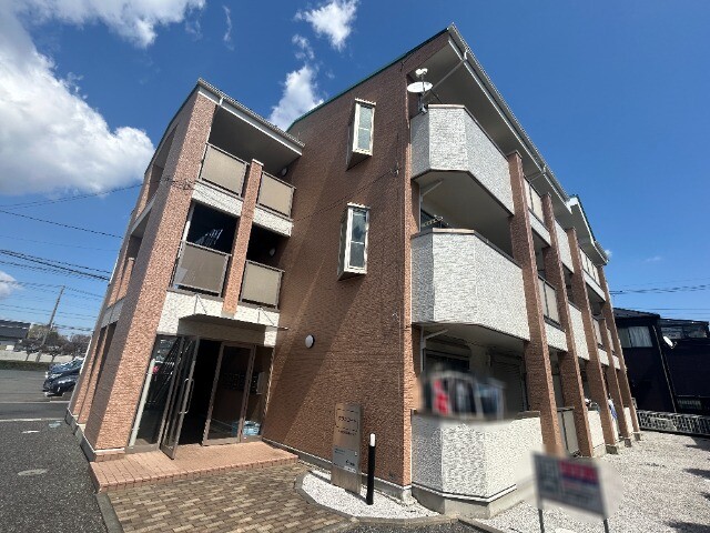 ��ʌ��������܎s������[��Q���ڂ̃}���V�����̌����O��