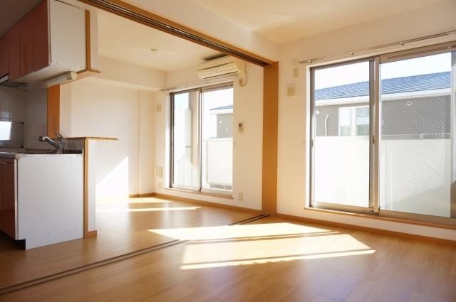 ��ʌ��������܎s������[��Q���ڂ̃}���V�����̋��ԁE���r���O