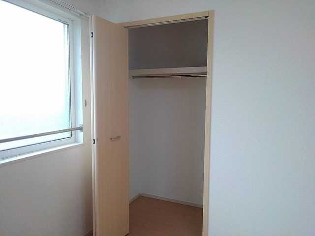 ��ʌ��z�J�s�����Q���ڂ̃A�p�[�g�̎��[