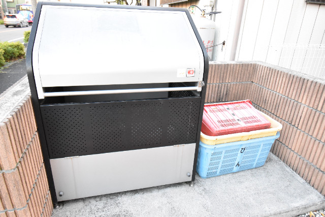 ��ʌ��z�J�s�����Q���ڂ̃A�p�[�g�̂��̑�