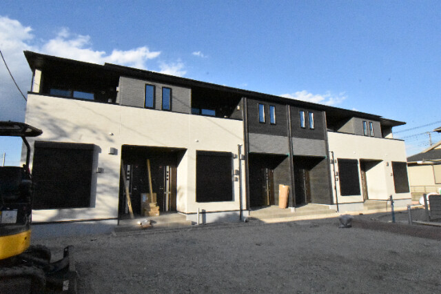 ��ʌ��@�c�s�厚���l�̃A�p�[�g�̌����O��