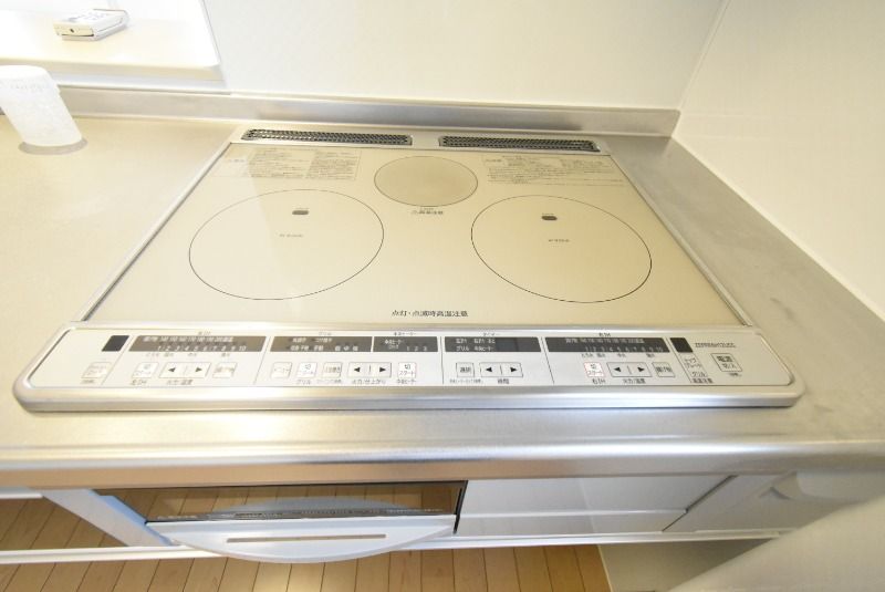 ��ʌ��������܎s�����攪���q�R���ڂ̃A�p�[�g�̂��̑������E�X�y�[�X