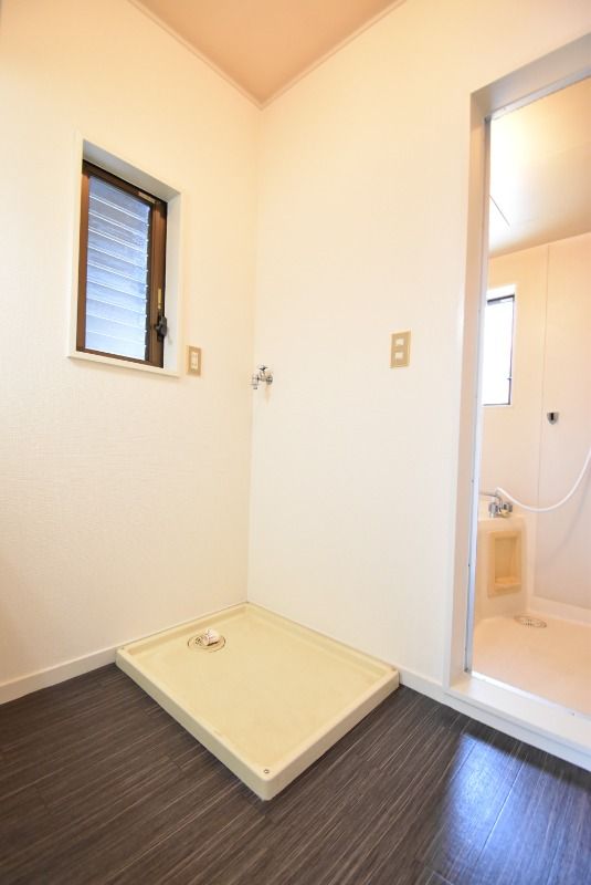 ��ʌ�����s�厚������̃A�p�[�g�̂��̑��ݔ�