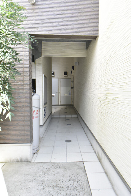 ��ʌ��������܎s�����擌��{�S���ڂ̃A�p�[�g�̃G���g�����X