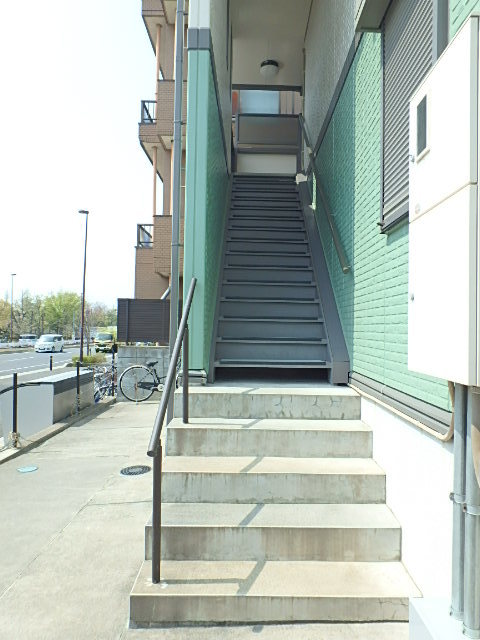 ��ʌ��������܎s�������˂Q���ڂ̃A�p�[�g�̃G���g�����X