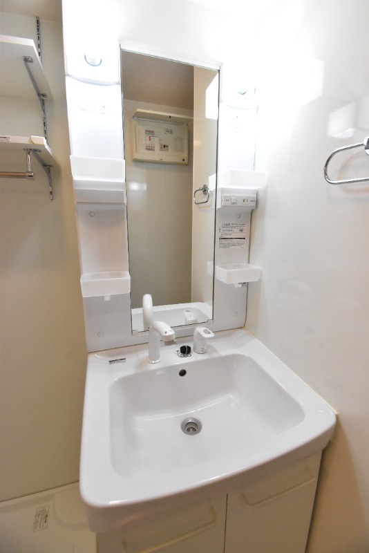 ��ʌ�����s�厚���s�k�J�̃A�p�[�g�̐��ʏ�