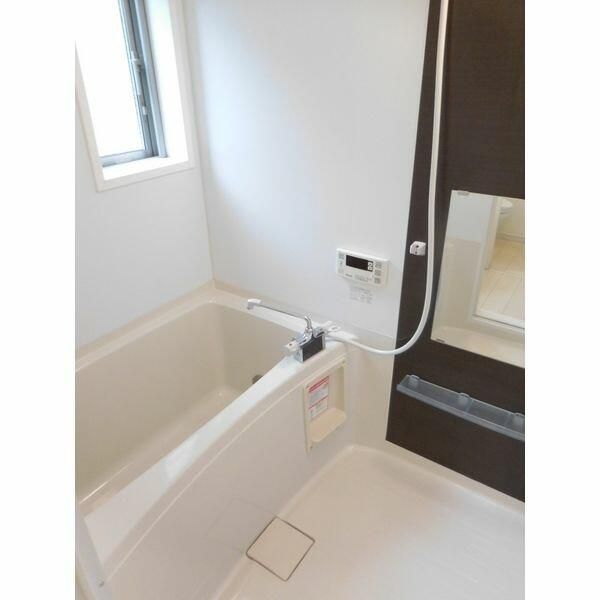 ��ʌ�����s�h���P���ڂ̃A�p�[�g�̃o�X