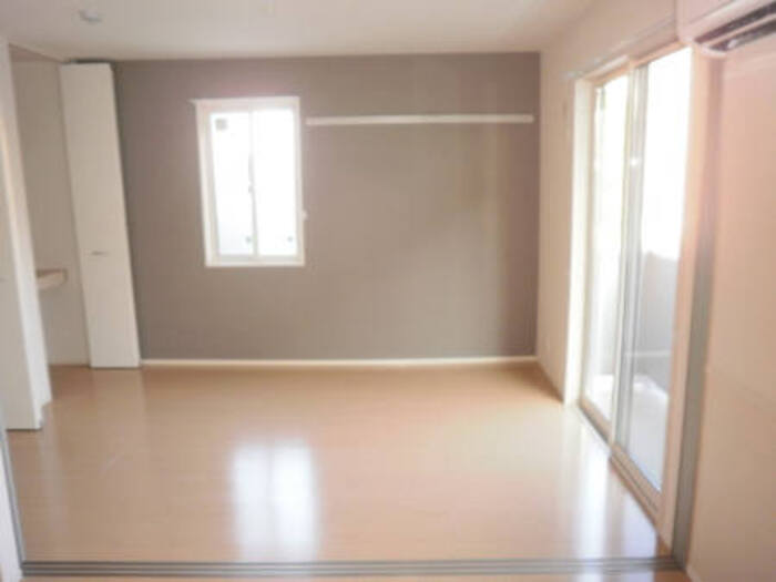 ��ʌ��������܎s��������S���ڂ̃A�p�[�g�̋��ԁE���r���O