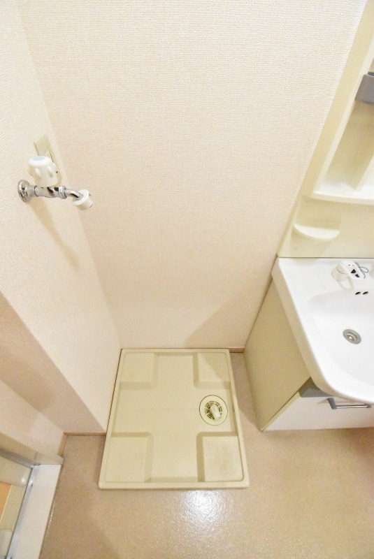 ��ʌ�����s�˒˓��Q���ڂ̃A�p�[�g�̂��̑�