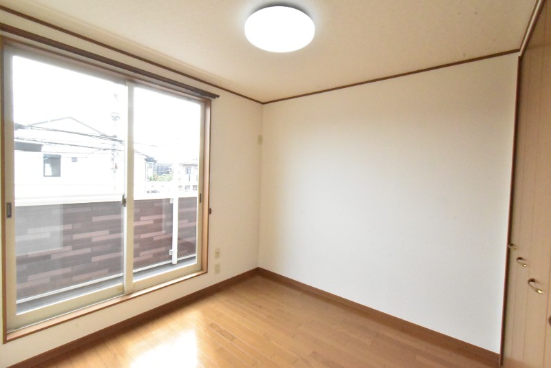 ��ʌ�����s�˒˓��S���ڂ̃A�p�[�g�̂��̑������E�X�y�[�X