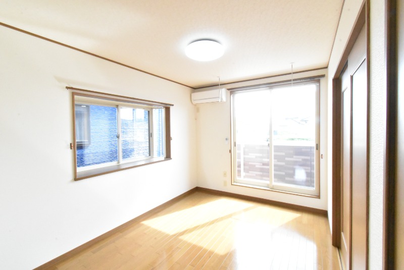 ��ʌ�����s�˒˓��S���ڂ̃A�p�[�g�̂��̑������E�X�y�[�X