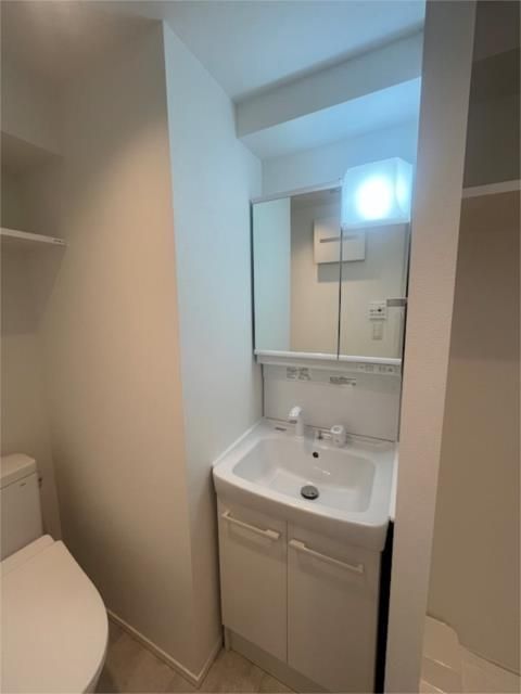 ��ʌ�����s�����Q���ڂ̃}���V�����̐��ʏ�