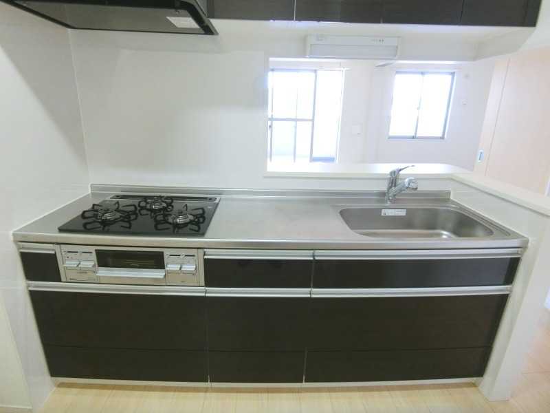 ��ʌ��������܎s��΋�������R���ڂ̃}���V�����̃L�b�`��