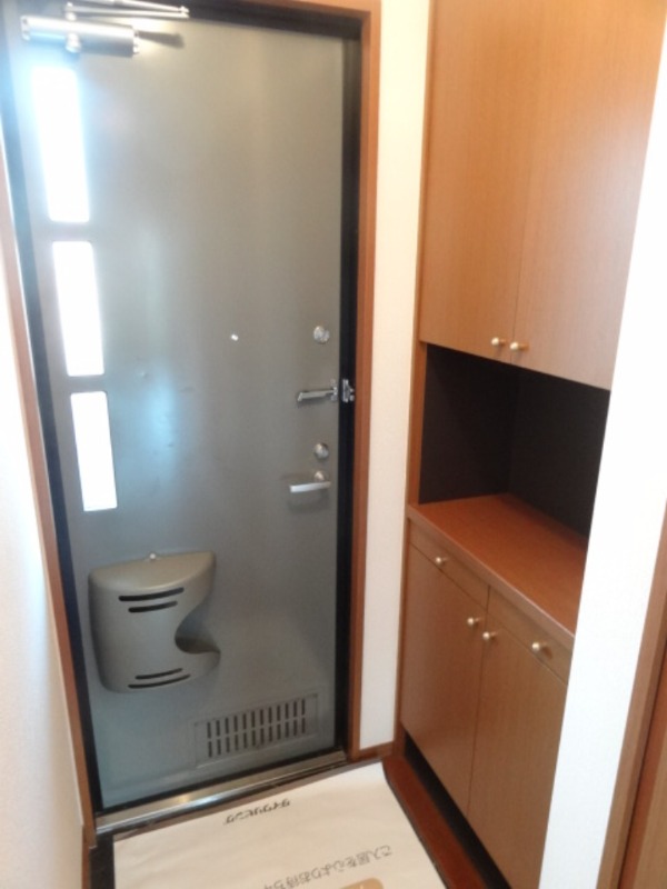 ��ʌ��������܎s��{��O���Q���ڂ̃A�p�[�g�̌���