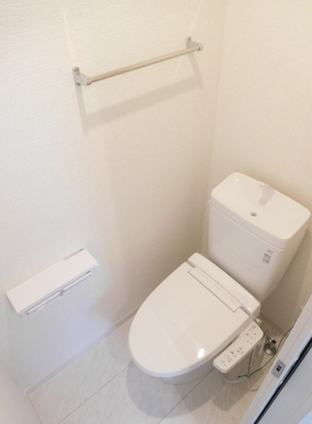 ��ʌ��������܎s�΋�厚�����̃e���X�n�E�X�̃g�C��