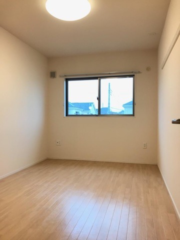 ��ʌ��z�J�s�厚�嗢�̃A�p�[�g�̂��̑������E�X�y�[�X