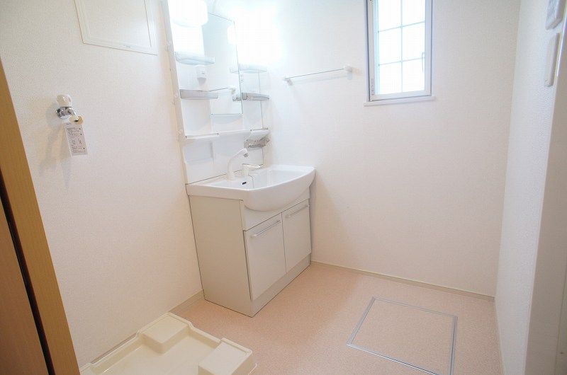 ��ʌ�����s����P���ڂ̃A�p�[�g�̂��̑������E�X�y�[�X