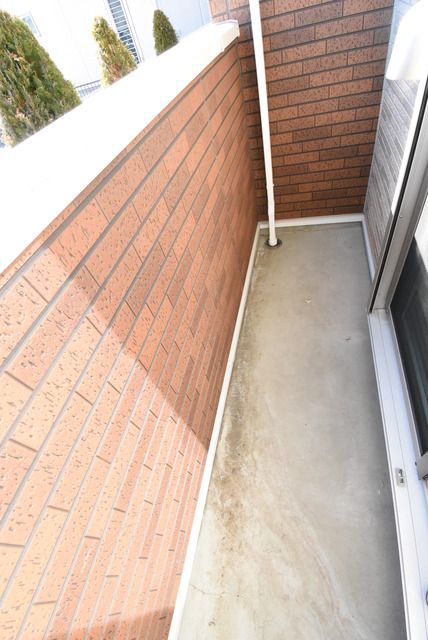 ��ʌ��������܎s�k��{�����S���ڂ̃A�p�[�g�̃o���R�j�[