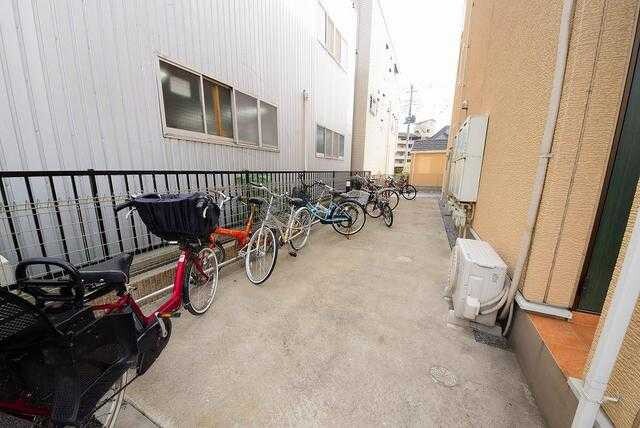 ��ʌ�����s����P���ڂ̃A�p�[�g�̂��̑�