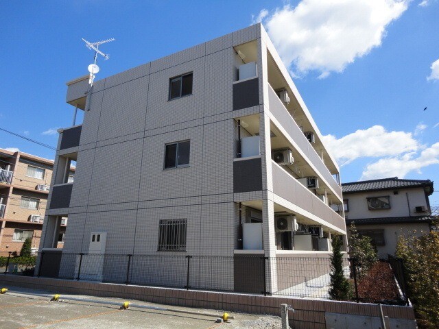 ��ʌ�����s�˒˂T���ڂ̃}���V�����̌����O��