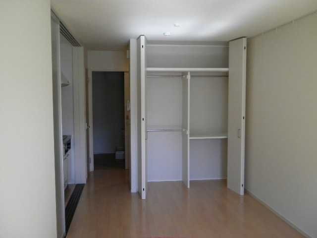 ��ʌ��������܎s�Y�a�擌�������̃}���V�����̋��ԁE���r���O