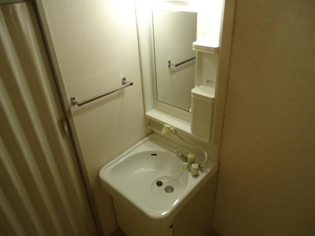 ��ʌ�����s�厚�����̃}���V�����̐��ʏ�