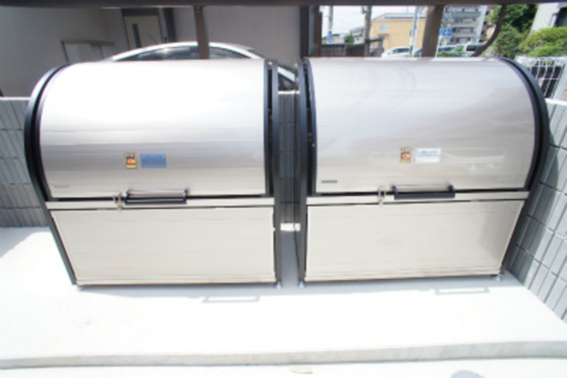 ��ʌ��������܎s�Y�a��̉ƂR���ڂ̃}���V�����̂��̑�