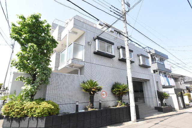 ��ʌ��������܎s������{�����T���ڂ̃}���V�����̌����O��