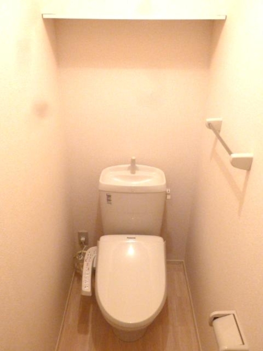 ��ʌ������s���]�U���ڂ̃A�p�[�g�̃g�C��