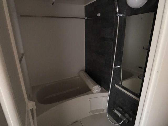 ��ʌ��������܎s�΋揼�؂R���ڂ̃A�p�[�g�̃o�X