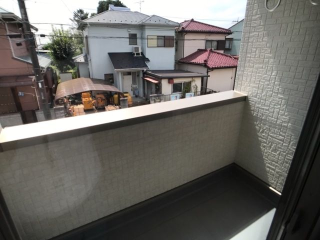 ��ʌ��������܎s�΋揼�؂R���ڂ̃A�p�[�g�̃o���R�j�[