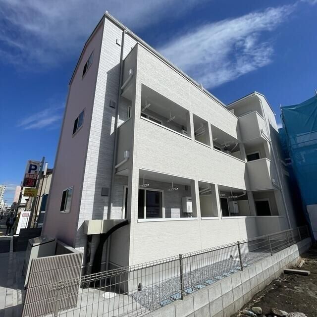 ��ʌ��������܎s��{����ؒ��S���ڂ̃A�p�[�g�̌����O��