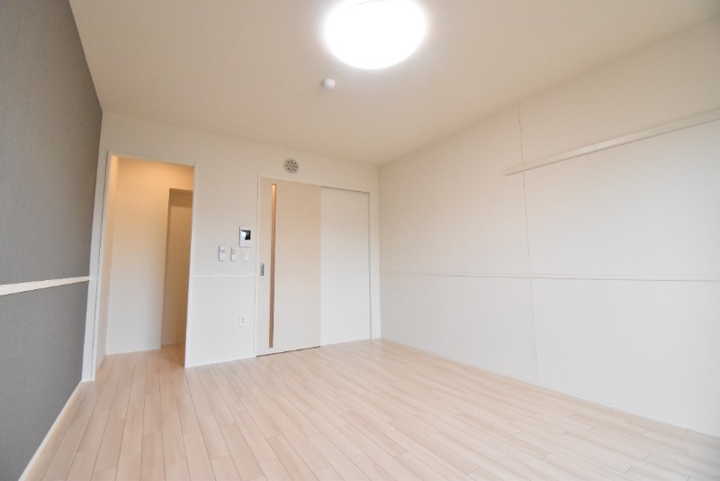 ��ʌ��������܎s�΋�厚���̃}���V�����̋��ԁE���r���O