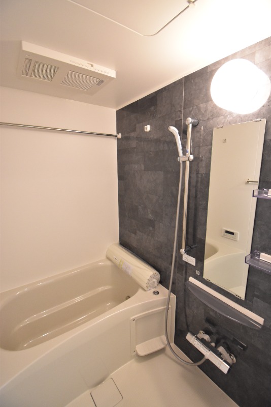 ��ʌ��������܎s�΋�厚���̃}���V�����̃o�X