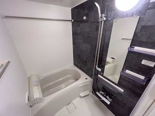 ��ʌ��������܎s�΋�厚���̃}���V�����̃o�X