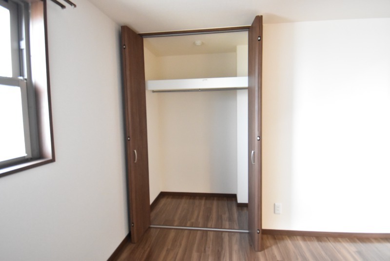 ��ʌ�����s�O�c�a�P���ڂ̃}���V�����̎��[